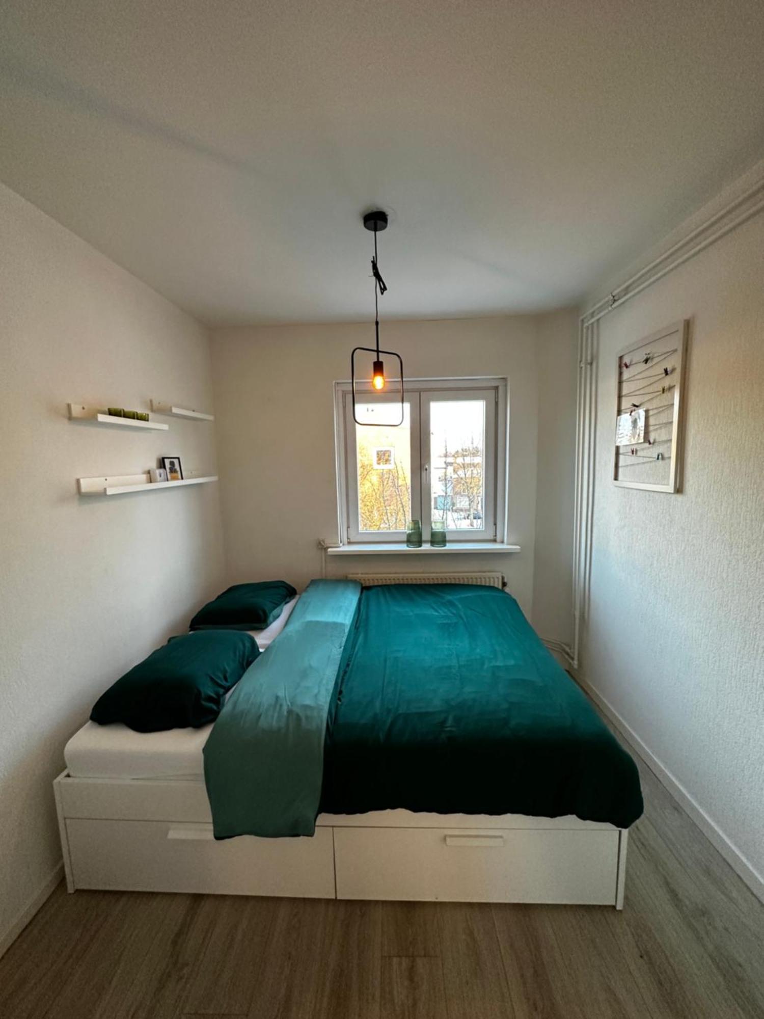 Lovely 2-Bedroom Apartment With Balcony Maastricht Esterno foto