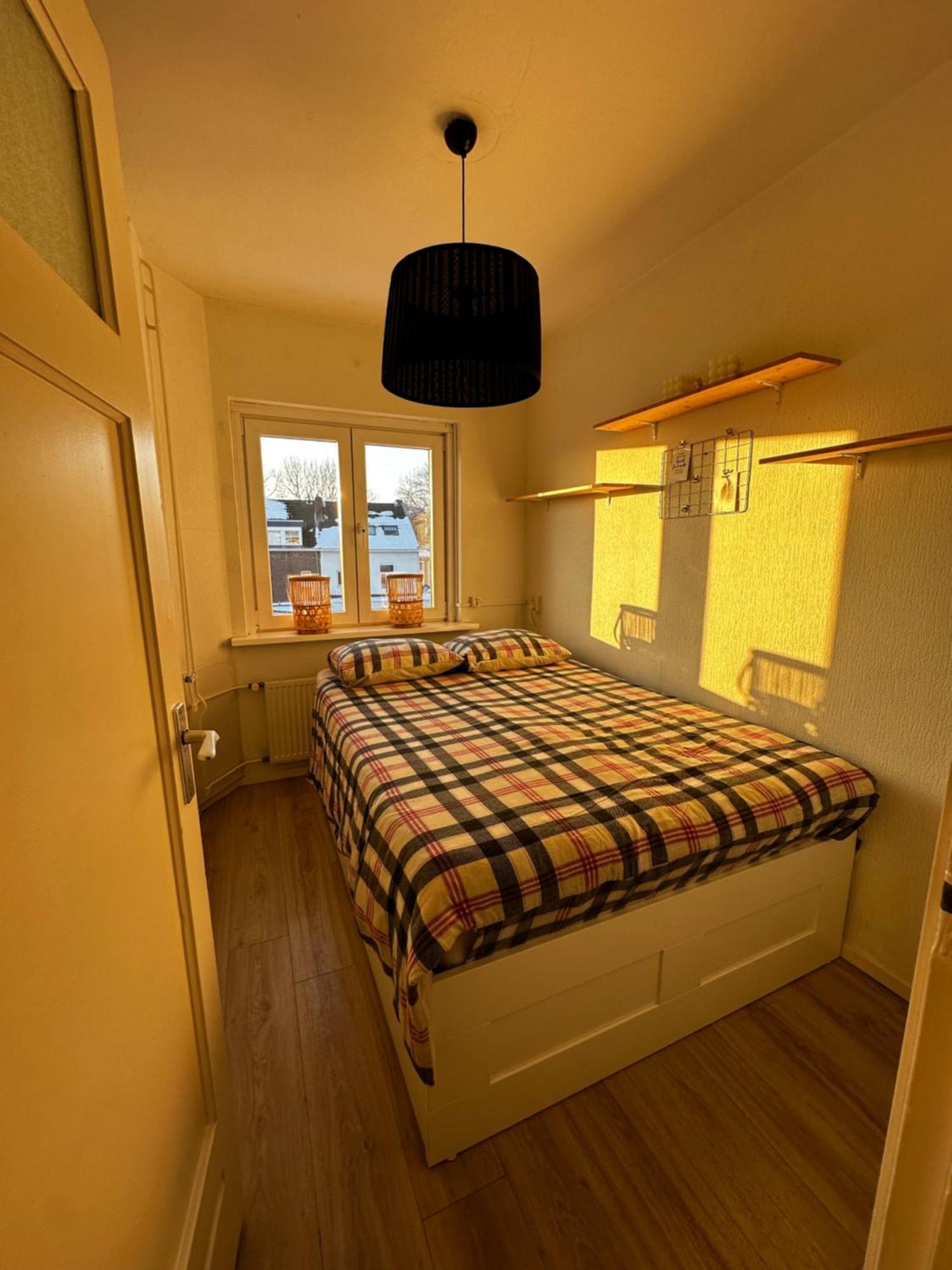 Lovely 2-Bedroom Apartment With Balcony Maastricht Esterno foto